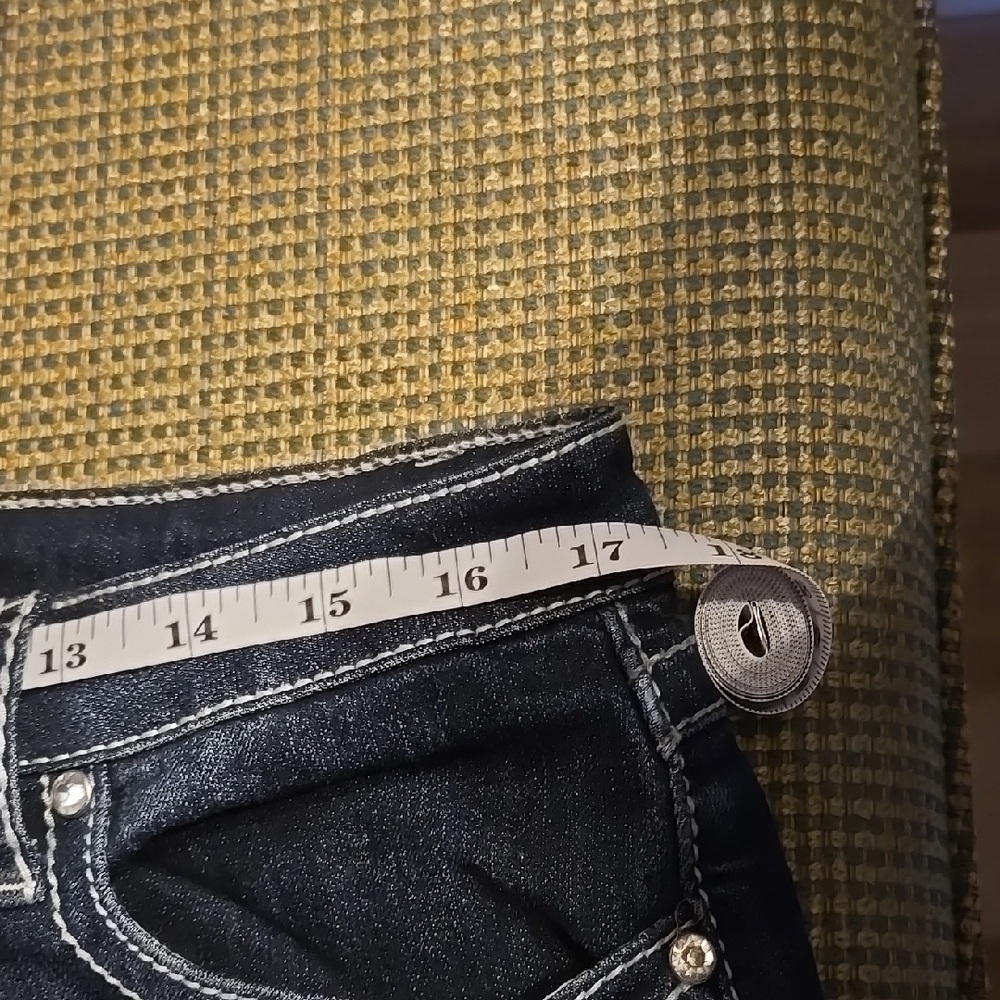 Earl Jeans Boot Cut Denim Jeans with Intricate Stitching and Back Pocket Detail. - Picture 6 of 8